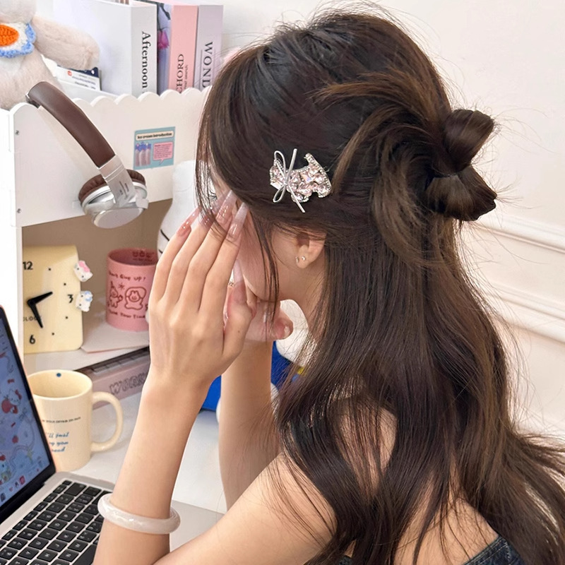 軽い贅沢感！フラッシュラインストーン子犬ヘアピン女性のヘアアクセサリー 2025 新しいカモノハシクリップサイドヘアピンヘアピン|undefined
