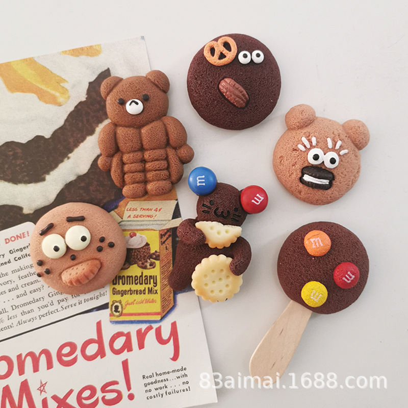Cookie refrigerator magnet personalized creative simulation food cute cartoon hole board decoration magnetic magnet