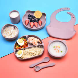 厂家批发宝宝餐盘套装吸盘婴儿辅食学吃硅胶碗儿童餐具套装