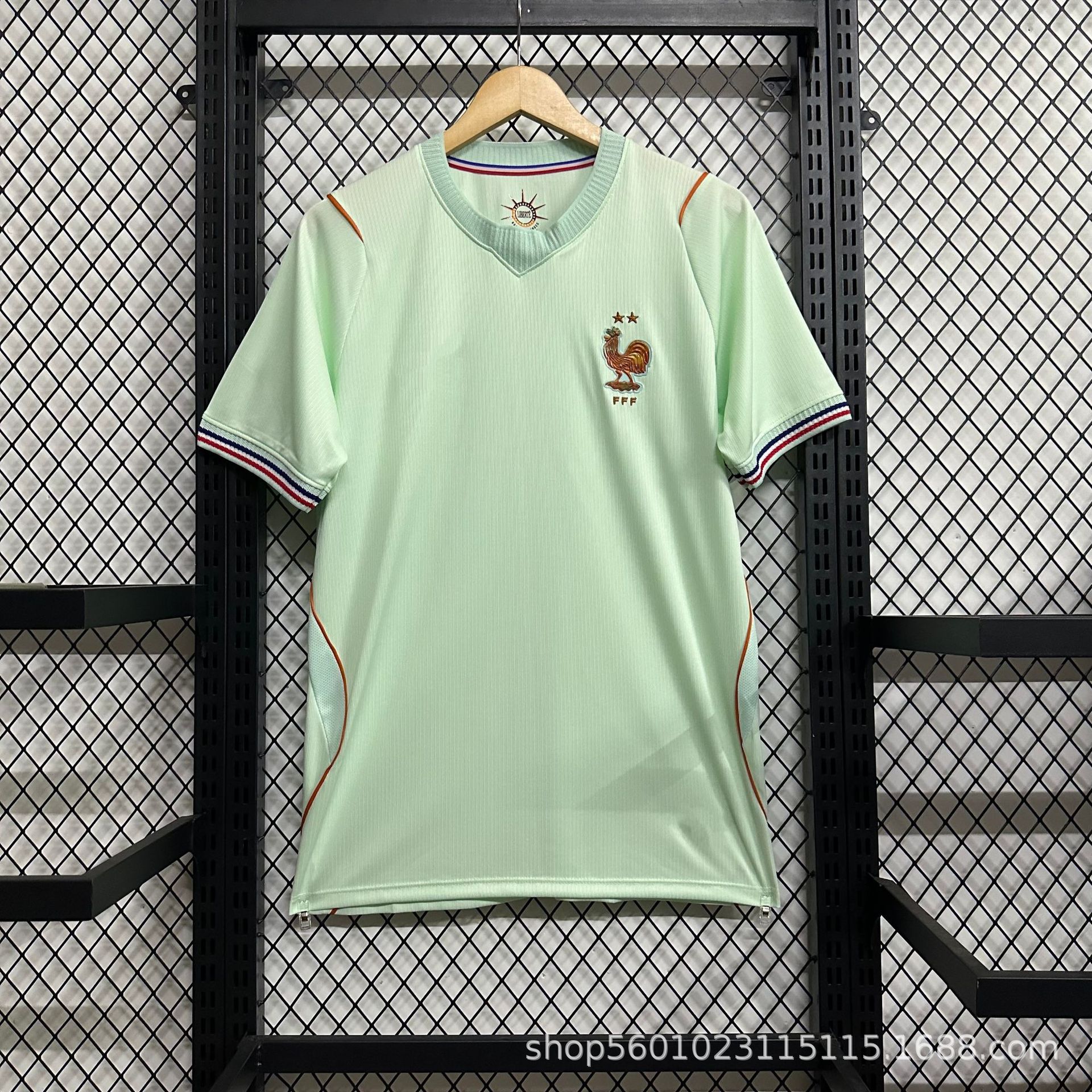 Camisetas de aficionado del Barcelona, Real Madrid, Tottenham, Inter de Milán, Manchester City, Miami, Arsenal y Liverpool para la temporada 2627, uniformes de fútbol.