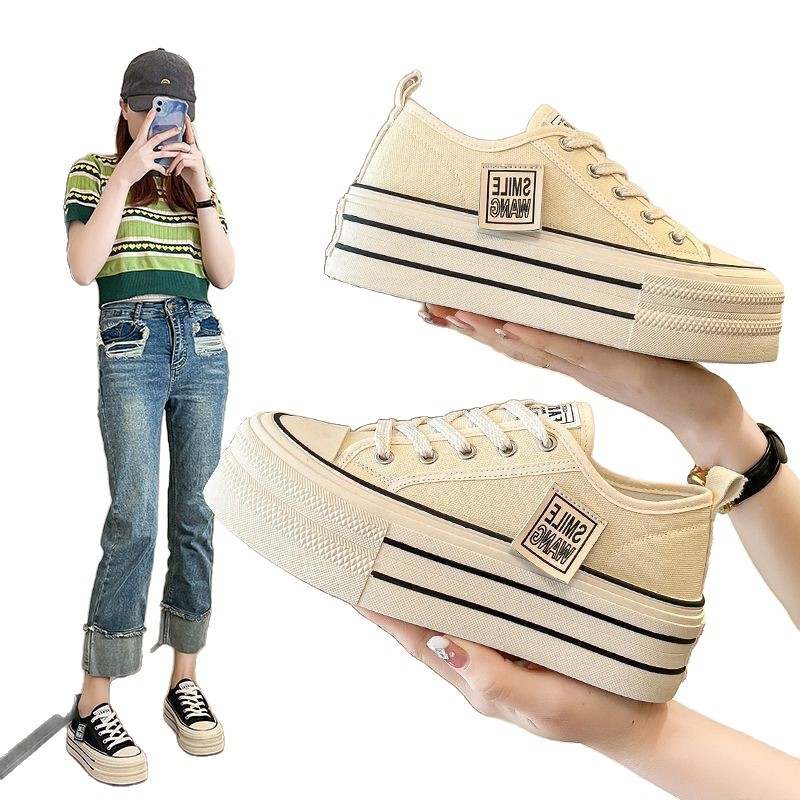 Zapatos de lona de suela gruesa para mujeres 2025 nuevos zapatos de lona de estilo coreano retró pequeño estilo de Hong Kong zapatos de skate de altura baja explosión ligera image 6