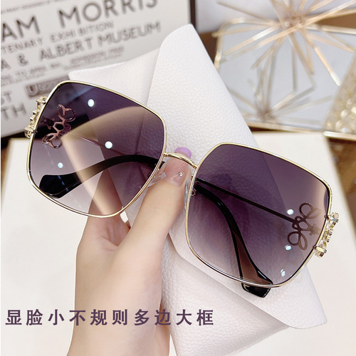 New  Summer Universal Fashion Sunglasses Slim Face Butterfly Knot Lens Square Frame Aviator Sunglasses 3585