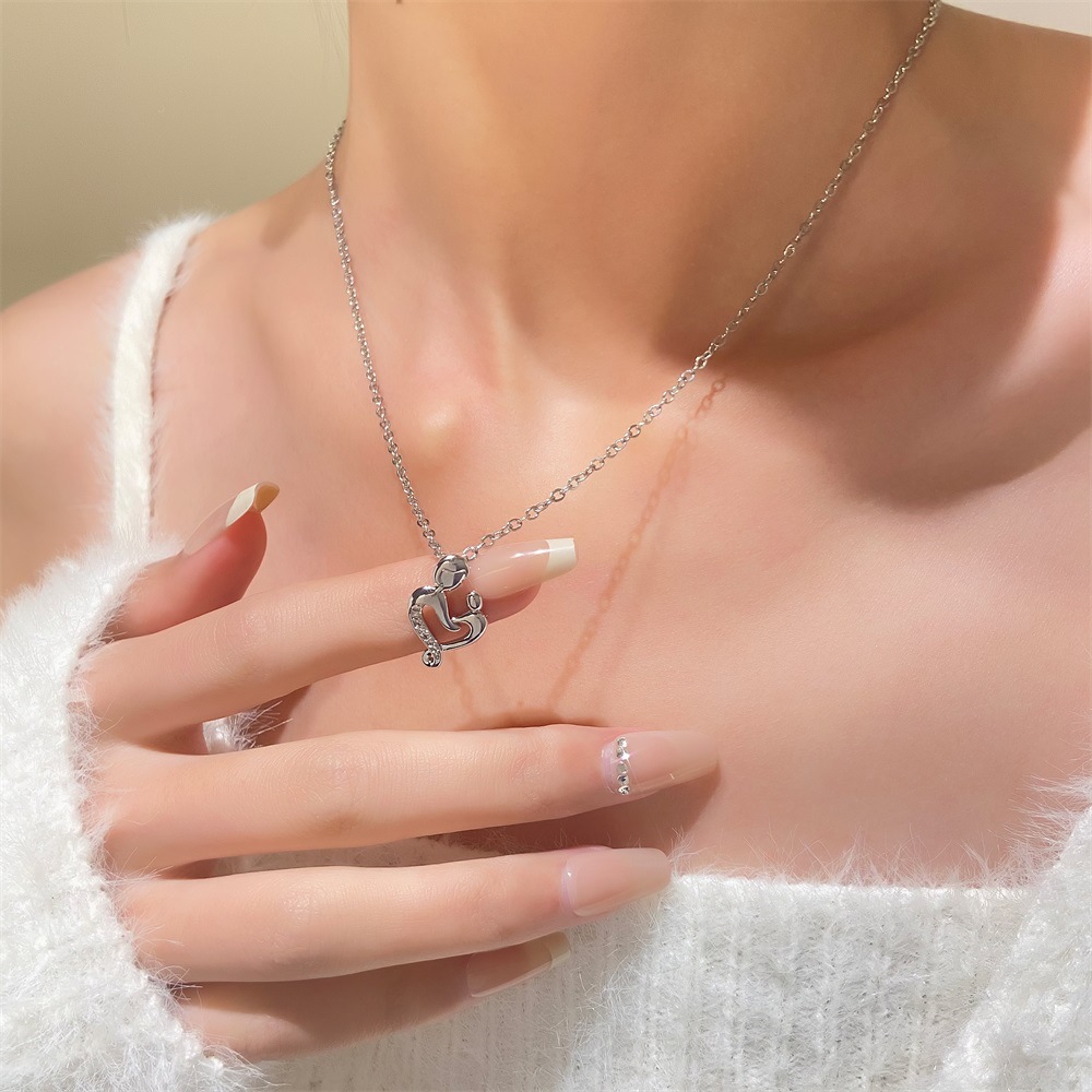Pendant Necklace Classification Copper MAMA Human Heart Shape Plating Inlay Zircon Pendant Necklace