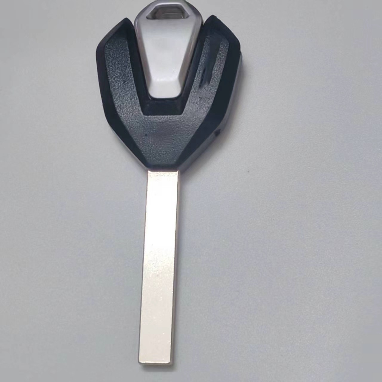 Spring Breeze Motorcycle 250Sr Key Blank 450Srs500 675 700Clx 800Nk Mt New Model Key Blank