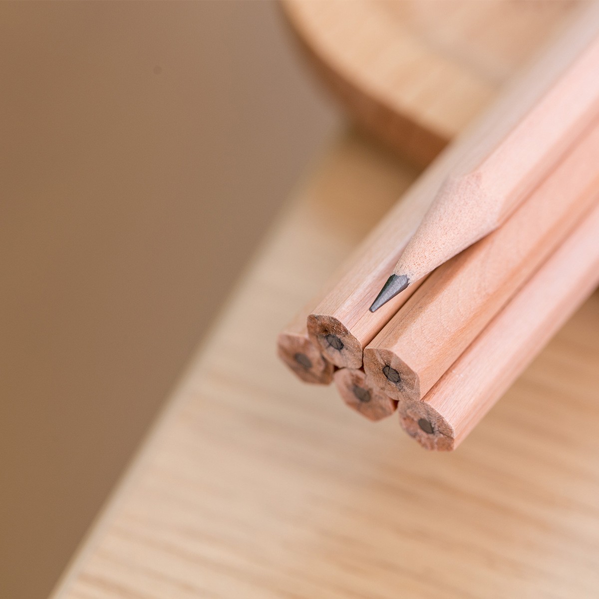 Deli S909 estudiante de madera hexagonal lápiz examen lápiz 2B 12 caja
