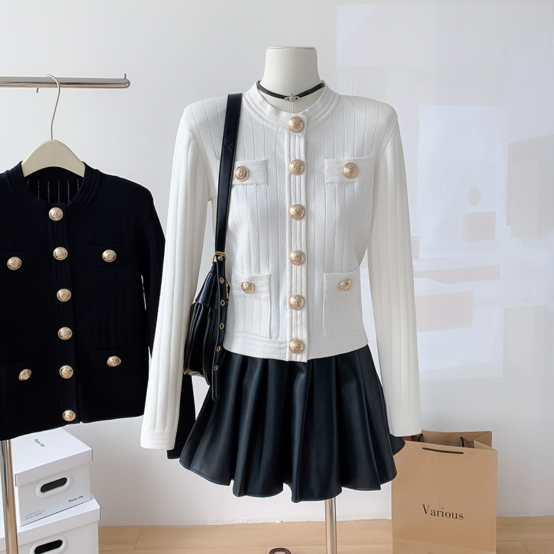 Bajia 26 Autumn/Winter New Style Chanel-Inspired Metal Buckle Knitted Cardigan with Elegant Socialite Style and Double Pocket Design for Women
