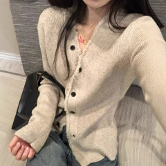 v领针织开衫女秋季2025年新款修身气质女单排扣内搭毛衣打底上衣