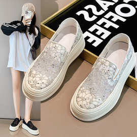 乐福鞋女2026春季款镂空蕾丝松糕底一脚蹬渔夫单鞋透气增高休闲鞋