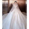 Pure white tail single -piece wedding dress