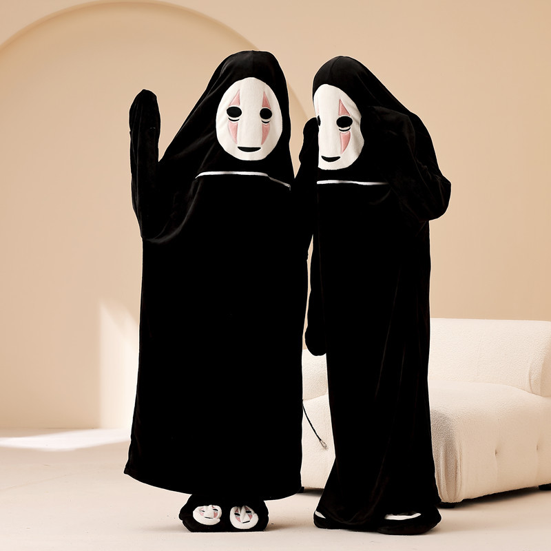 Qianhe Qianxun camisón de pareja de hombres sin rostro Halloween cos lindo divertido talla de arena pijamas de una sola pieza para hombres y mujeres