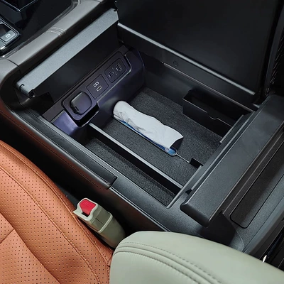 Car storage bag/box ELFA 40 series armrest