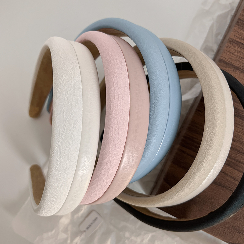 Fashion Solid Color Pu Leather Hair Band display picture 5