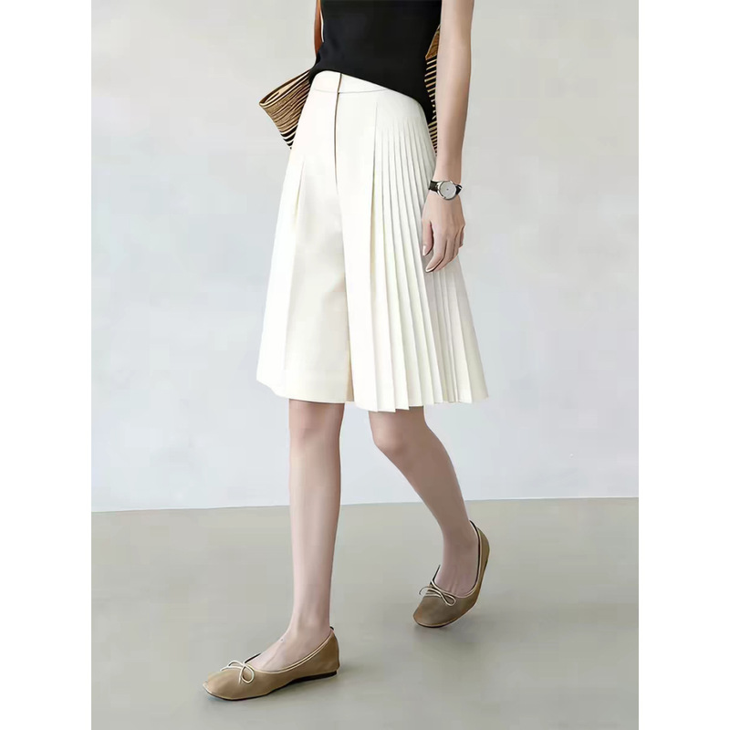 White Pleated Design Five-Point Pants for Women, 2026 Summer New Fashion, Everyday Korean Style, Simple and Unique Pants