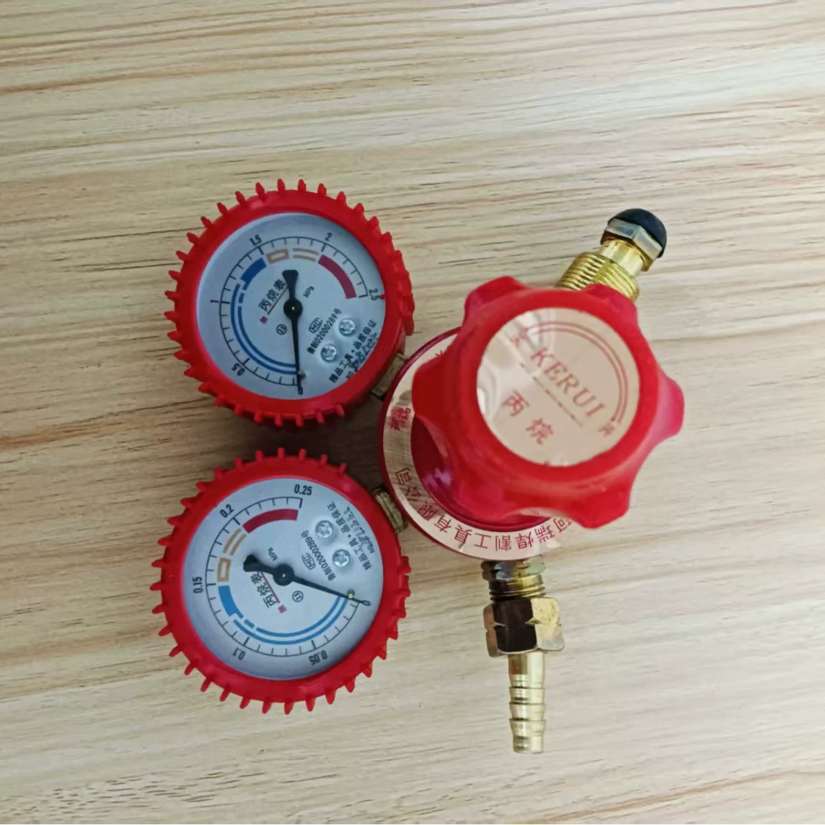 YQW-02 Противоударный счетчик пропана, редуктор давления, манометр, счетчик сжиженного газа, регулирующий клапан снижения давления