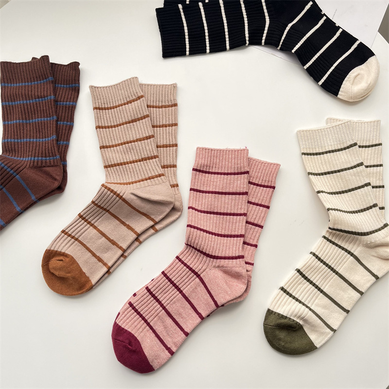 Women's Pastoral Stripe Polyester Crew Socks A Pair display picture 1