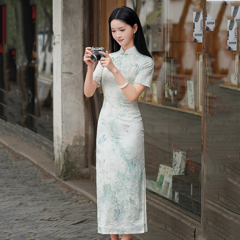 Elegant national style young Chinese long modified cheongsam 2025 new female retro short sleeve summer graduate student