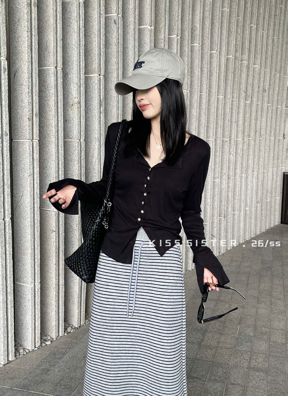 Áo khoác cardigan nữ tay dài chất liệu tencel cúc màu thiết kế ôm eo xuân hè — màu đen, màu trắng, Xám hoa