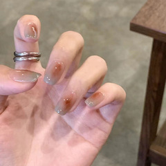 秋冬溫柔顯白美拉德美甲貼片霧霾藍漸變琥珀暈染穿戴甲指甲假指甲