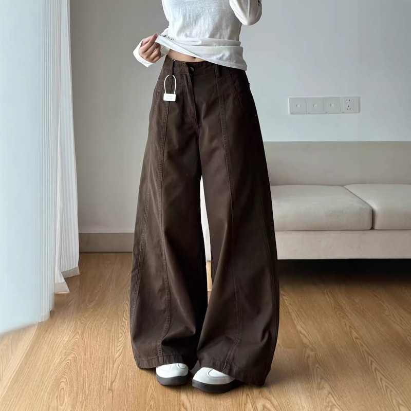 Petite Women's Casual Straight-Leg Jeans in Deep Brown, Versatile High-Waisted Loose Fit, Slimming Wide-Leg Pants for Work