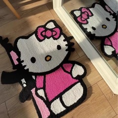 ハローキティじゅうたんのフロアマットの玄関には滑り止めの浴室があります。