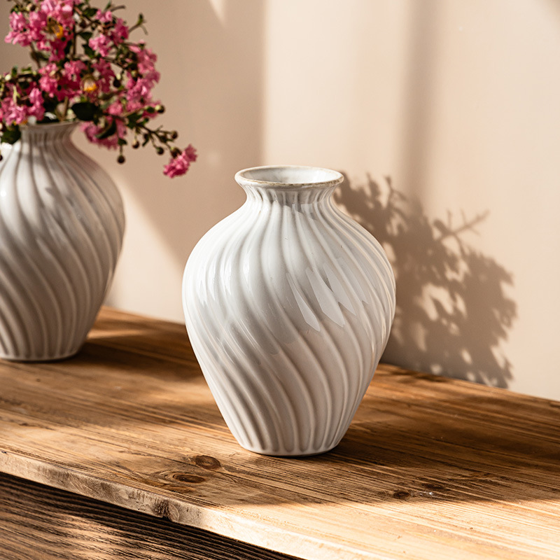 Jarrón de cerámica simple francés B & B Decoración del hogar Arreglos de flores Flores secas Arreglos de flores