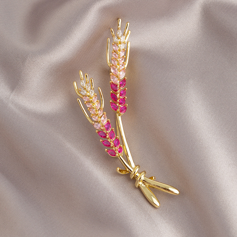 Broche d'oreille en zircon léger de luxe, style européen et américain, ornée de blé. Épingle de costume haut de gamme et raffinée, corsage tendance._voghion.com