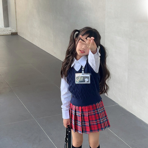 Girls' JK Uniform Set  Autumn New School Style Skirt Knit Vest White Shirt Three-Piece Set
