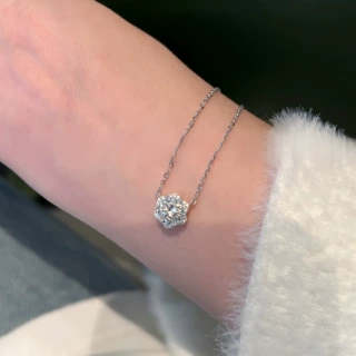 S925纯银花边一克拉莫桑钻项链女轻奢百搭爆闪镶嵌锆石时尚锁骨链