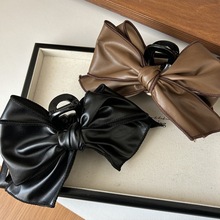 秋冬美拉德皮质蝴蝶结抓夹后脑勺发夹女鲨鱼夹高级感发饰头饰发卡