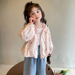 女の子コート春秋タイプ2025新型洋気春服女の子赤ちゃんフード付きジャケット上着春子供服