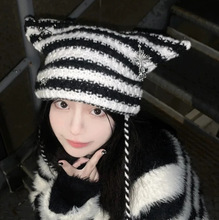 新款韩版小恶魔条纹针织帽女可爱猫咪耳朵挂球套头帽个性毛线帽潮
