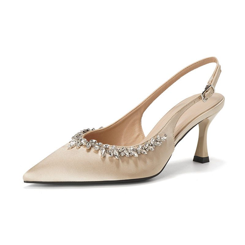 Alta calidad satén puntiagudo puntiagudo puntiagudo tacón de aguja para mujer temperamento francés sandalias de hadas de diamantes de imitación zapatos vacíos para mujer