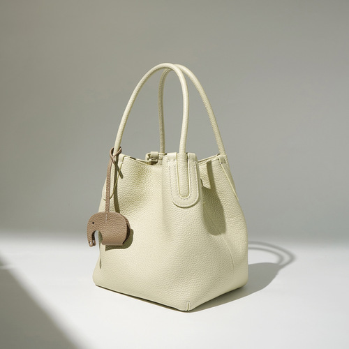 Spring women's bags, handbags, new vegetable baskets, high-end fashion portable cross-body leather bucket bags