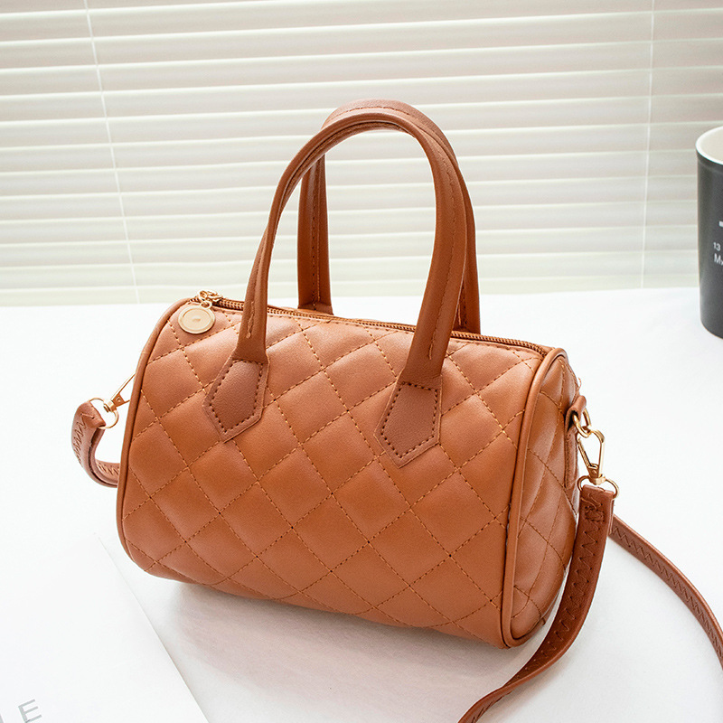 Bolsa de almohada portátil bordada de diamante de moda versátil 2023 nueva moda casuales de color sólido dulces bolsos de mujer image 9