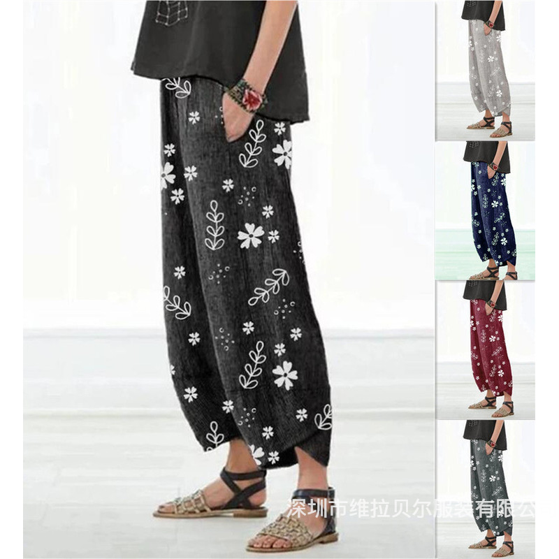 Trousers for leisure flower-shaped