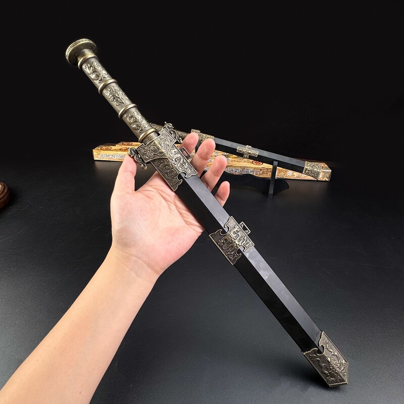 Cultural and Creative Classical Chinese Swords, Metal Weapon Ornaments, Antique-Style Swords and Knives, Unsharpened Qin King Swords, Tourist Souvenirs Wholesale Cultural and Creative Classical Chinese Swords, Metal Weapon Ornaments, Antique-Style Swords and Knives, Unsharpened Qin King Swords, Tourist Souvenirs Wholesale