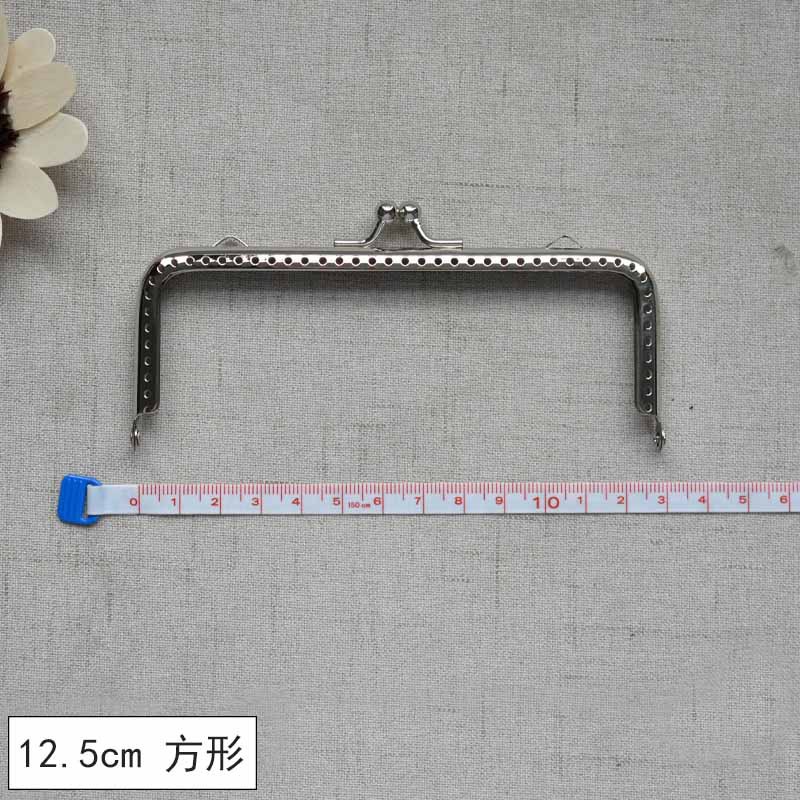 Material de oro de boca, tela, accesorios de bricolaje hechos a mano, material de accesorios de equipaje de oro de boca cuadrada en relieve de cobre retro