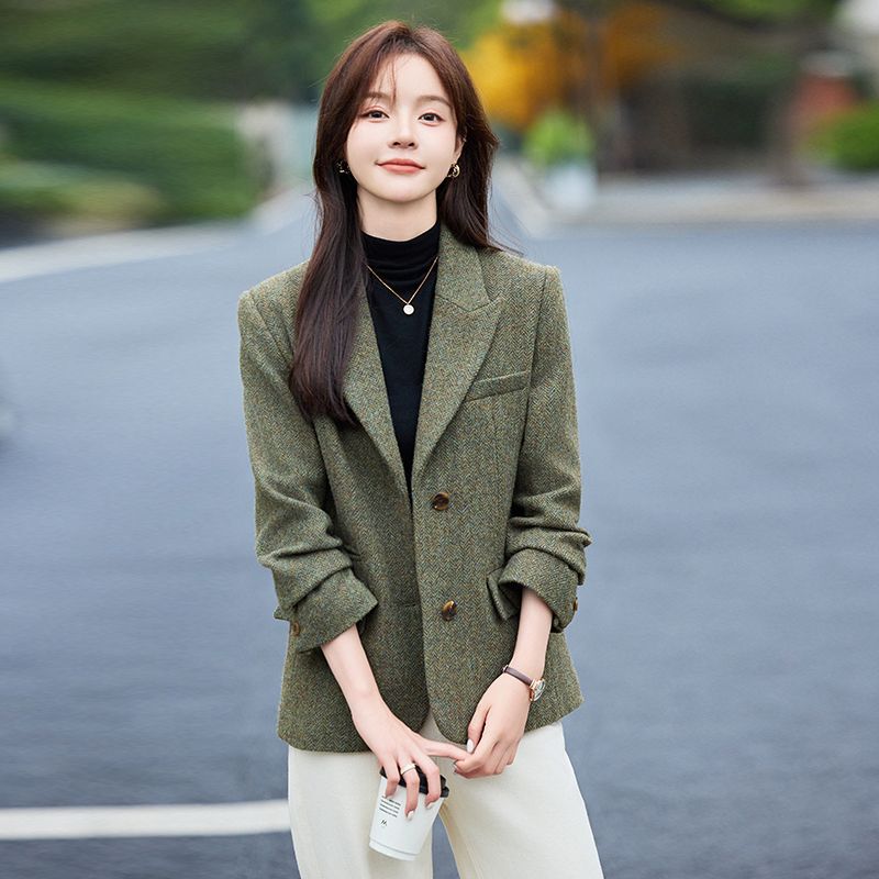 灯芯绒粉色西装外套女秋冬季2025新款短款小个子气质修身加厚西服|undefined