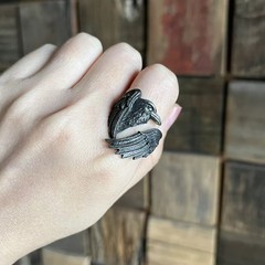 AliExpress ホット販売ヨーロッパとアメリカのレトロな翼ダーククロウリング開口部調整可能なパーソナライズされたパンクスタイルのジュエリー