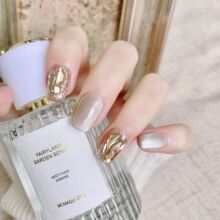 人间烟火美甲片纯手工光疗穿戴甲成品批发晶石猫眼爆闪满钻可拆卸