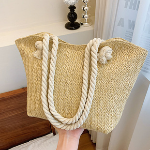 Trend fashionable straw capacious one-shoulder bag, fresh small bag, shoulder bag