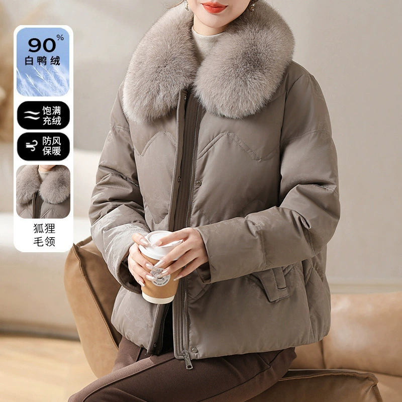 Иностранная мама зимний пуховик 2024 новый средний и пожилой женский лиса шерстяной воротник пальто благородная короткая хлопковая куртка