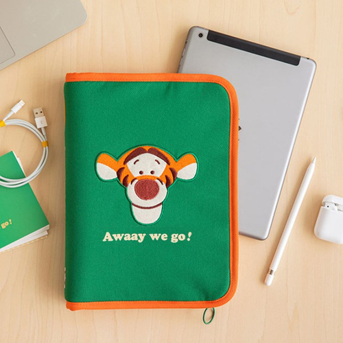 Korean cartoon Winnie the Pooh ipad bag tablet computer bag 11 inch 13 inch apple laptop sleeve bag