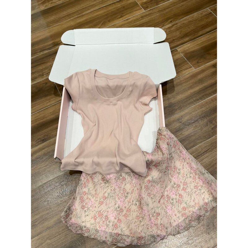 Pink Floral Chiffon Skirt for Slightly Chubby Women, New Summer Style Sweet A-Line Umbrella Skirt, High-Waisted Slimming Short Skirt Pink Floral Chiffon Skirt for Slightly Chubby Women, New Summer Style Sweet A-Line Umbrella Skirt, High-Waisted Slimming Short Skirt