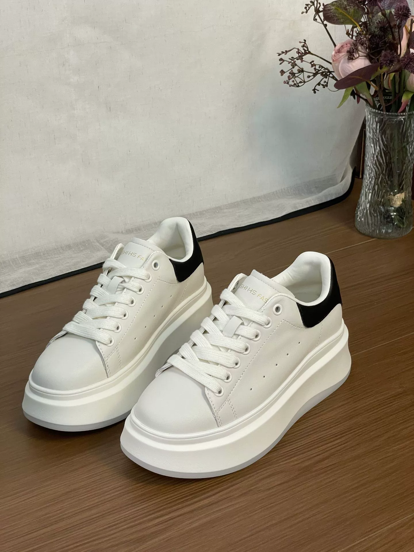 芭慕秀 Белые туфли, дышащая универсальная высокоплатформенная спортивная обувь, натуральная кожа