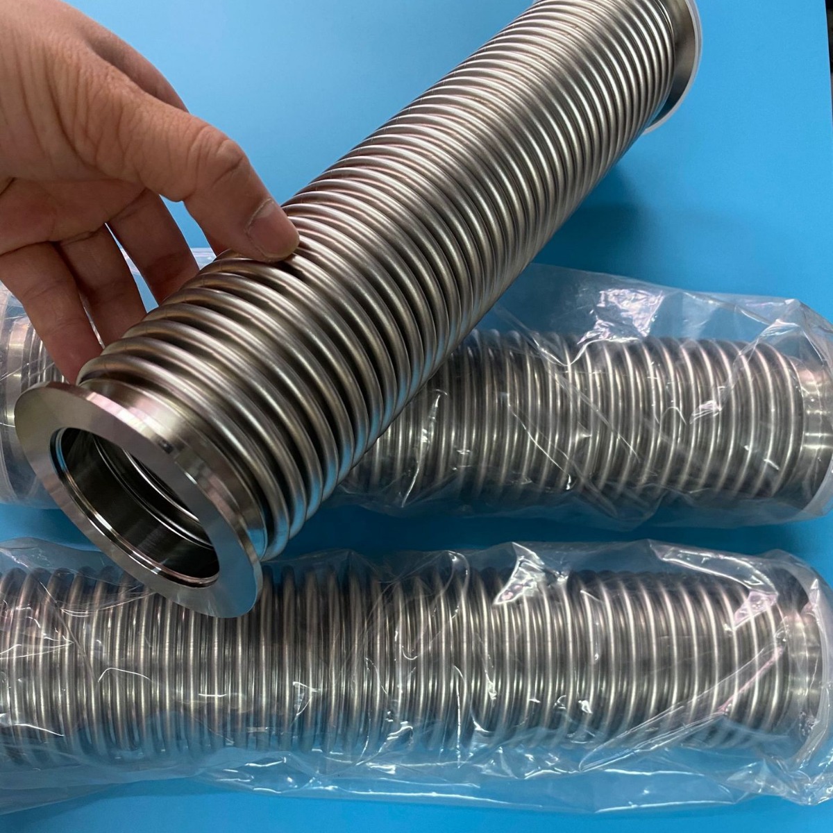 KF304不锈钢真空波纹管 KF快装法兰波纹管 KF25*3000mm氦气已检漏