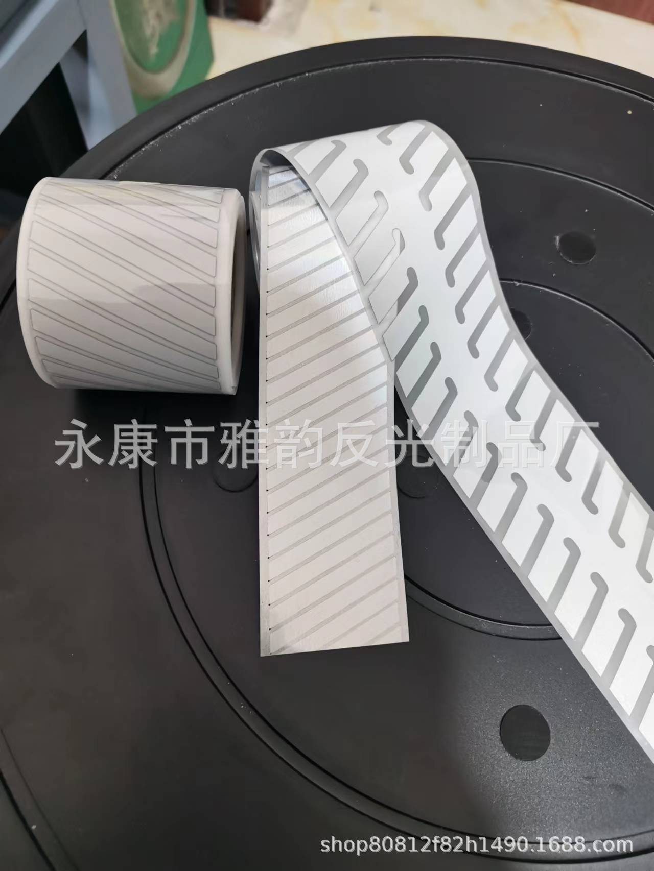 反光材料耐水洗耐高温反光条回粘热烫反光字服装logo专业厂家