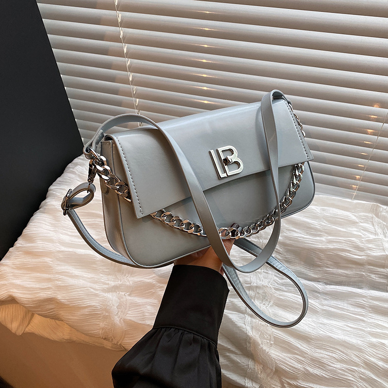 Bolso de axila de moda transfronteriza para mujer 2025 nuevo estilo de alta gama bolso de viaje simple bolso de mensajero de hombro salvaje al por mayor