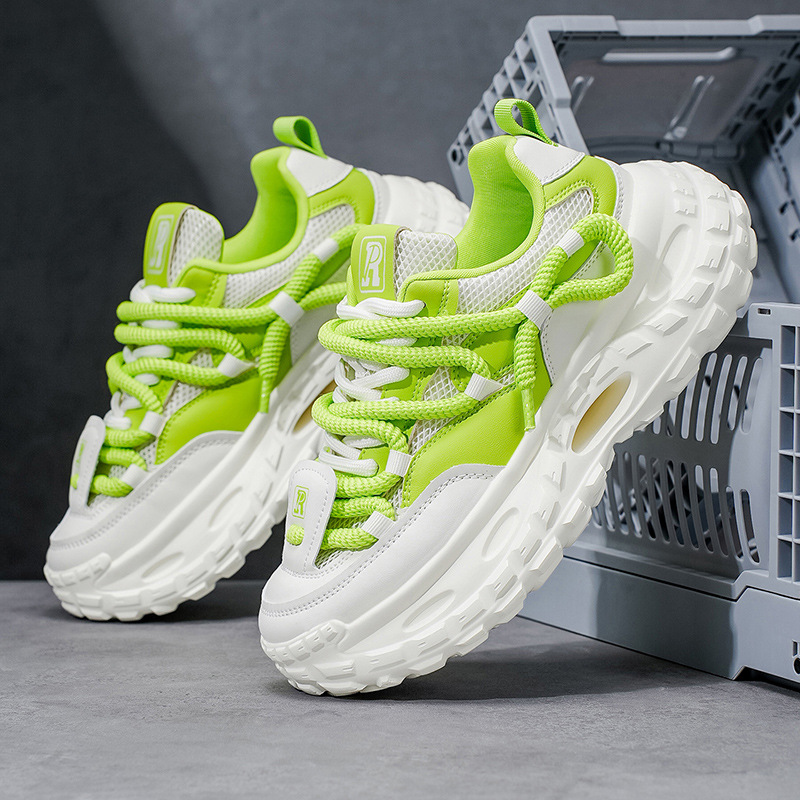 Neumáticos de la moda de los zapatos de hombre 2025 nuevos zapatos casuales de moda de malla transpirable, color universal, sonido rápido, explosión