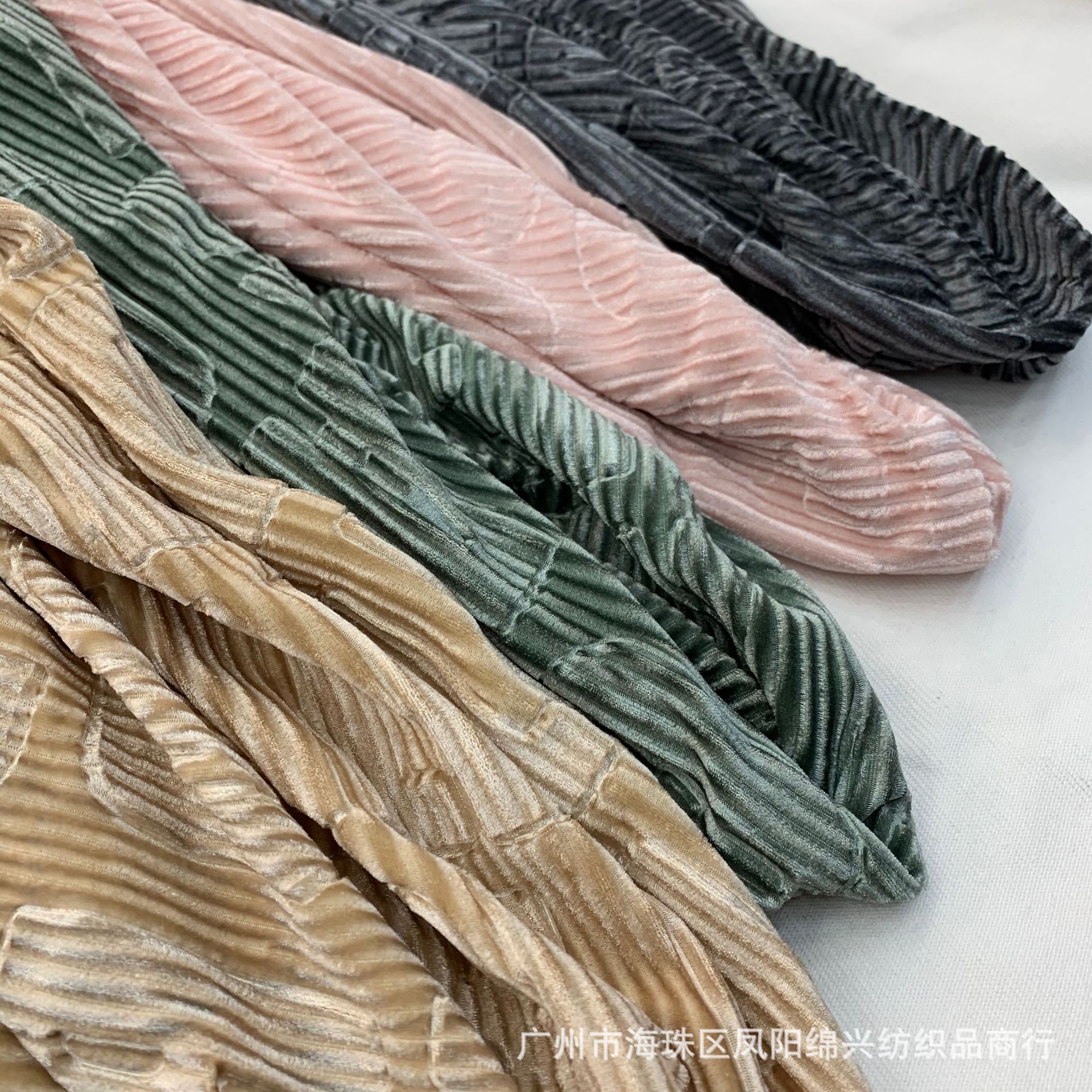 垂感十足/创意压花金丝绒布料春秋旗袍微弹汉服连衣裙服装面料